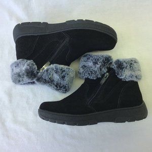 Khombu Jessica Ankle Boots Black Suede Upper Faux Fur Lined Short Chelsea Boot 8